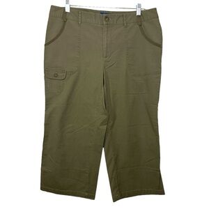 Dockers Favorite fit crop capri chino olive drab womens 12